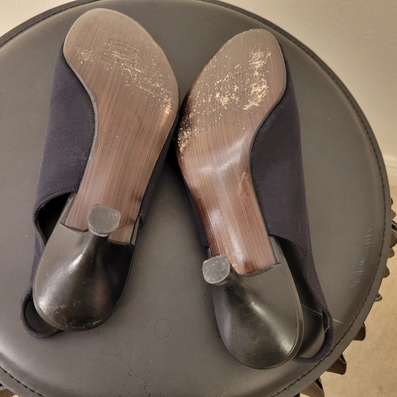 Stuart Weitzman Black Suede Open-Toe Slingback Heels Sz. 7 M - Picture 11 of 12